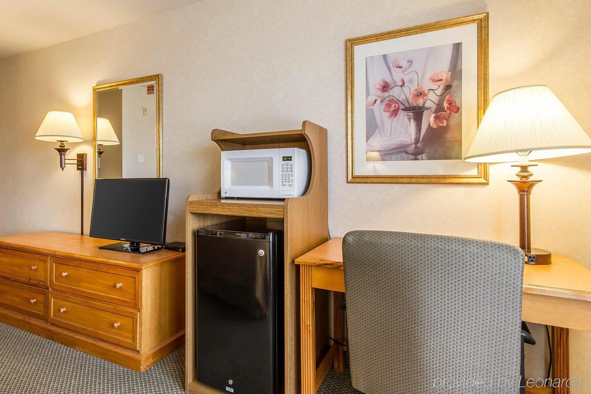 Quality Inn & Suites Lodi I-90 Bagian luar foto